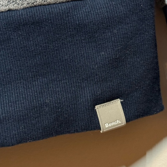 Bench Tranquil Funnel Neck Hoodie Pullover Gray Heather Size Small (36/74) NWT - Picture 7 of 8